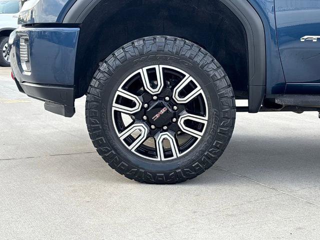 Used 2022 GMC Sierra 2500 AT4 w/ AT4 Premium Plus Package AWD/4WD image 35