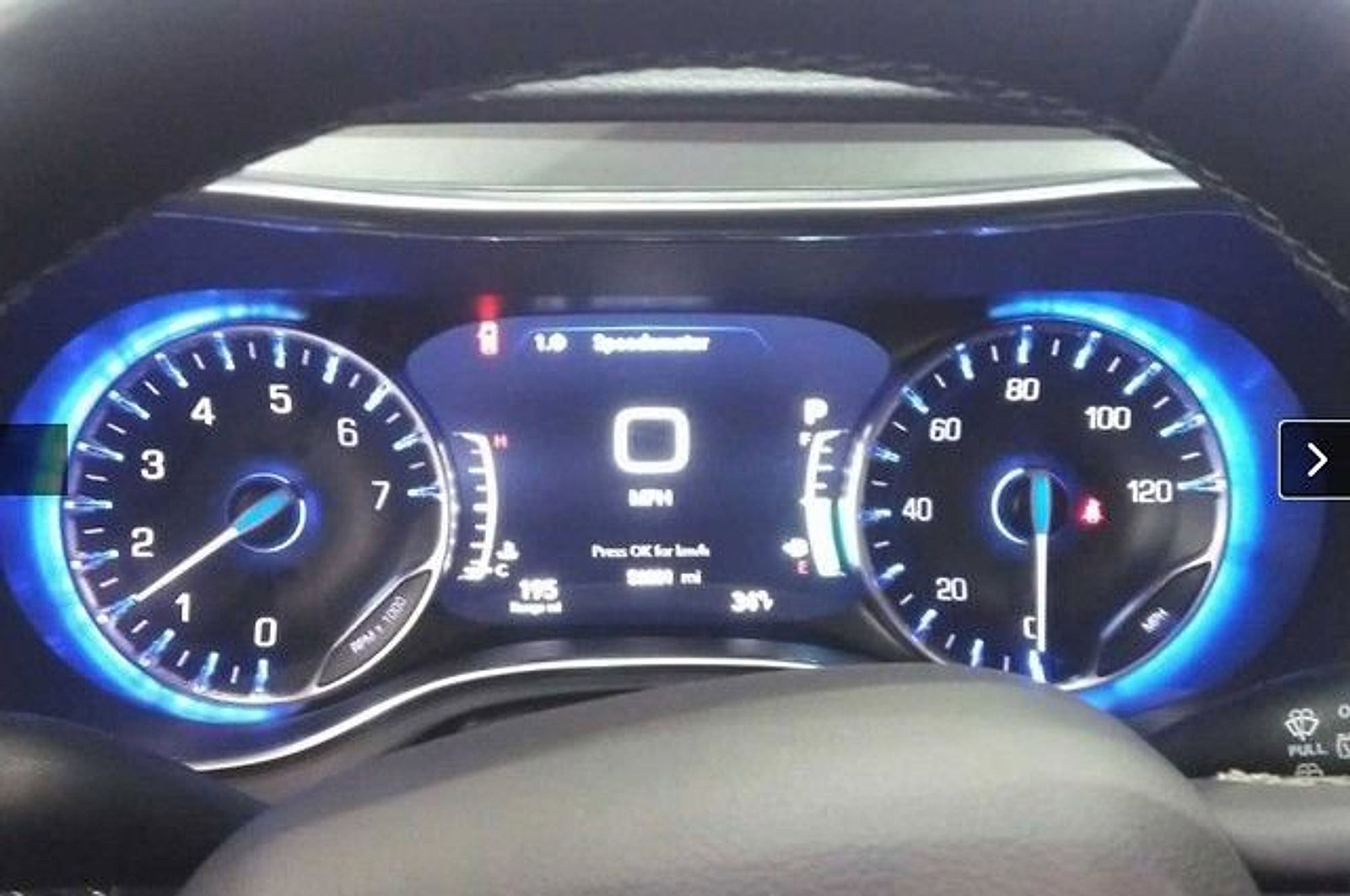 Used 2025 Chrysler Pacifica Limited image 6