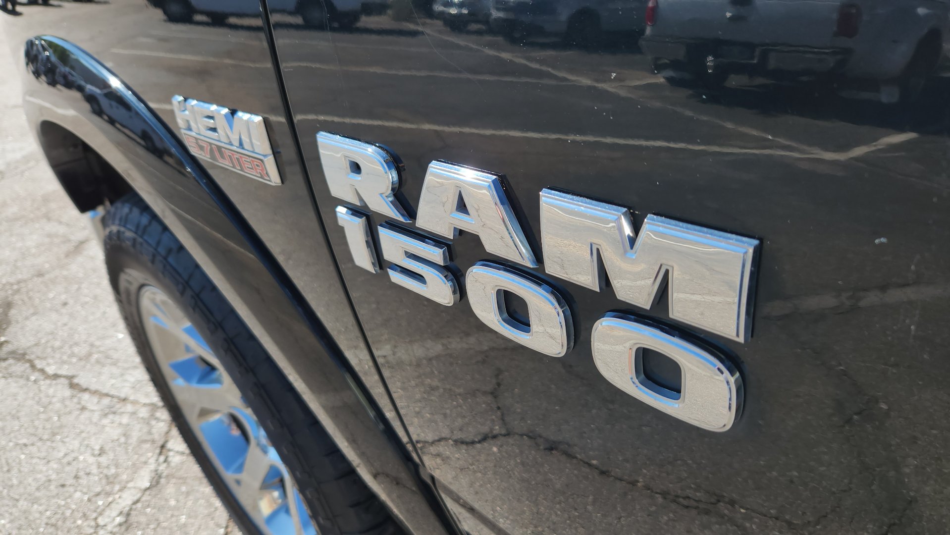 Used 2016 RAM 1500 Laramie AWD/4WD image 14