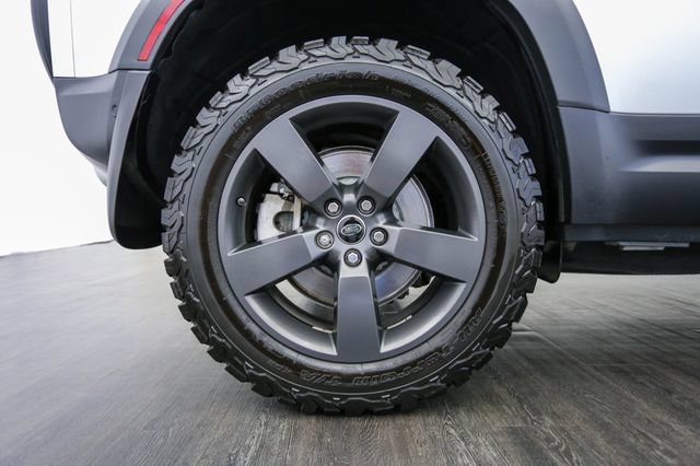 Used 2020 Land Rover Defender 110 SE AWD/4WD image 43