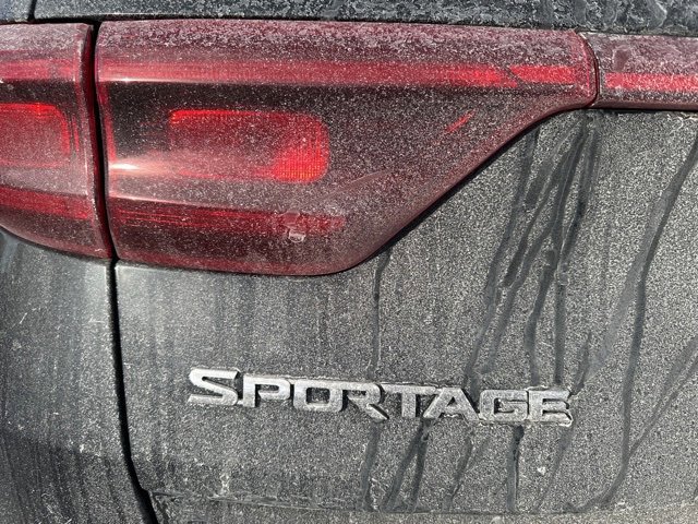 Used 2021 Kia Sportage LX image 10