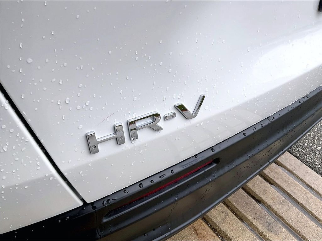 Used 2023 Honda HR-V LX image 27