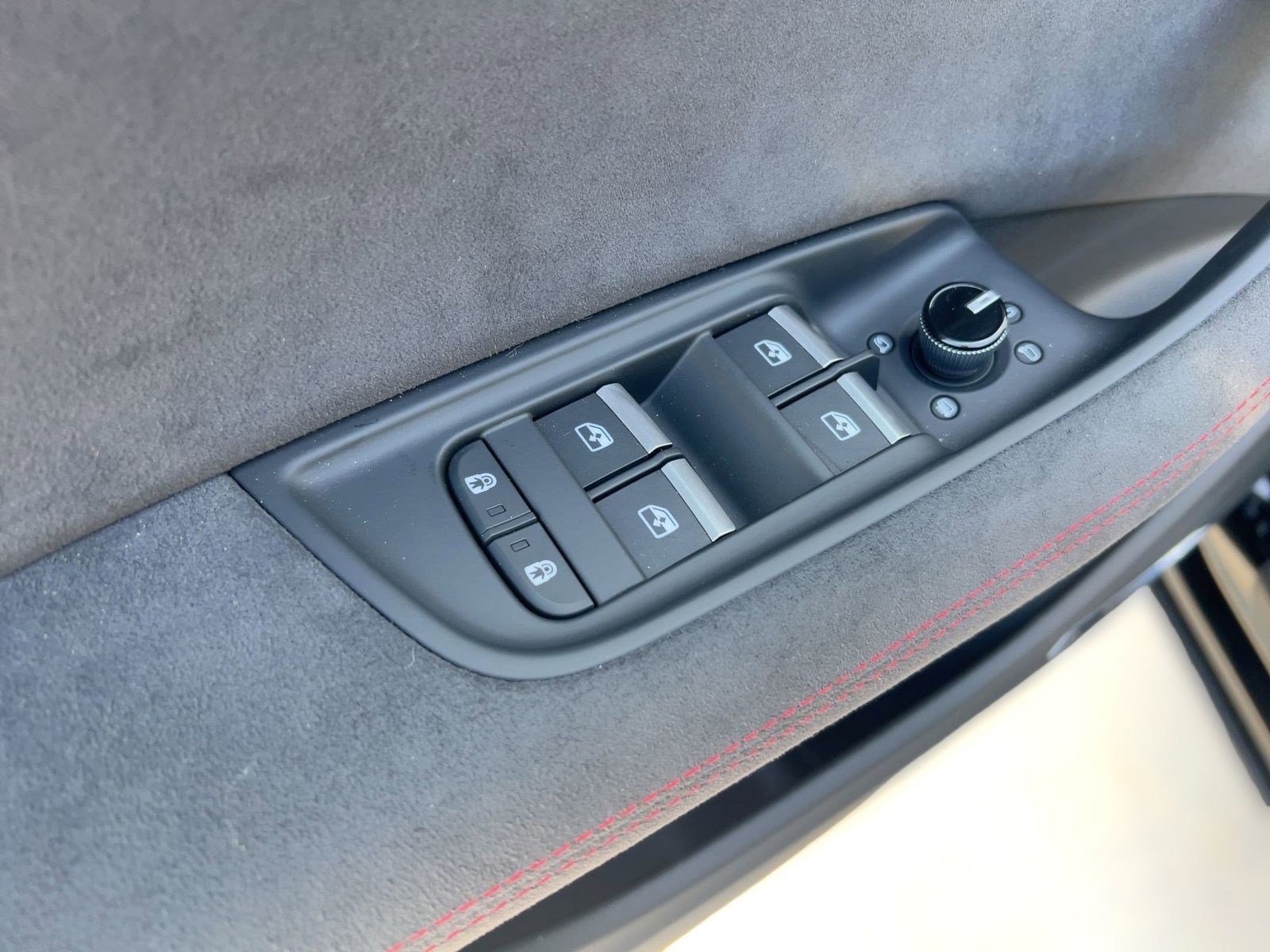 New 2026 Audi RS Q8 performance image 29