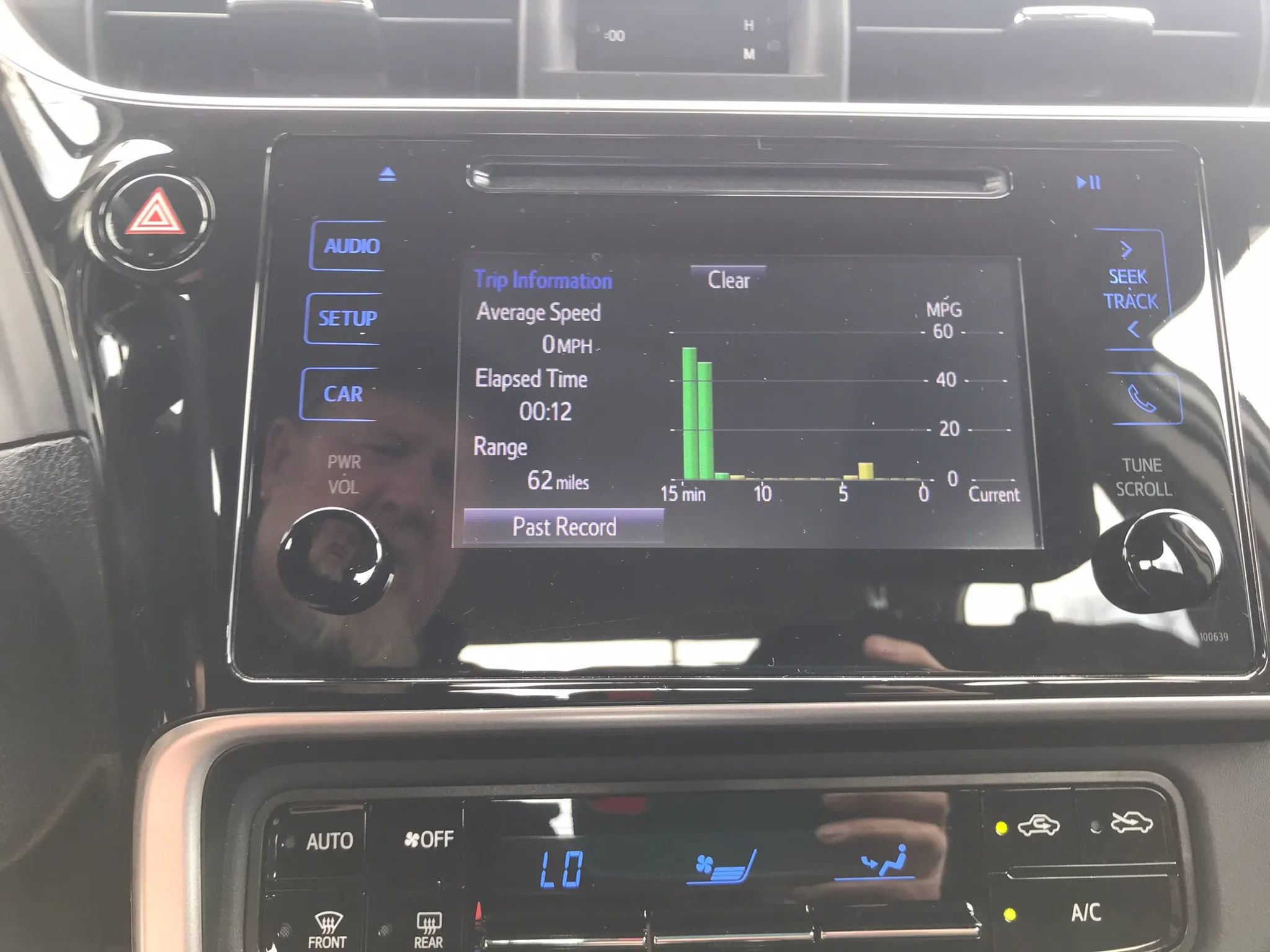 Used 2018 Toyota Corolla LE image 21