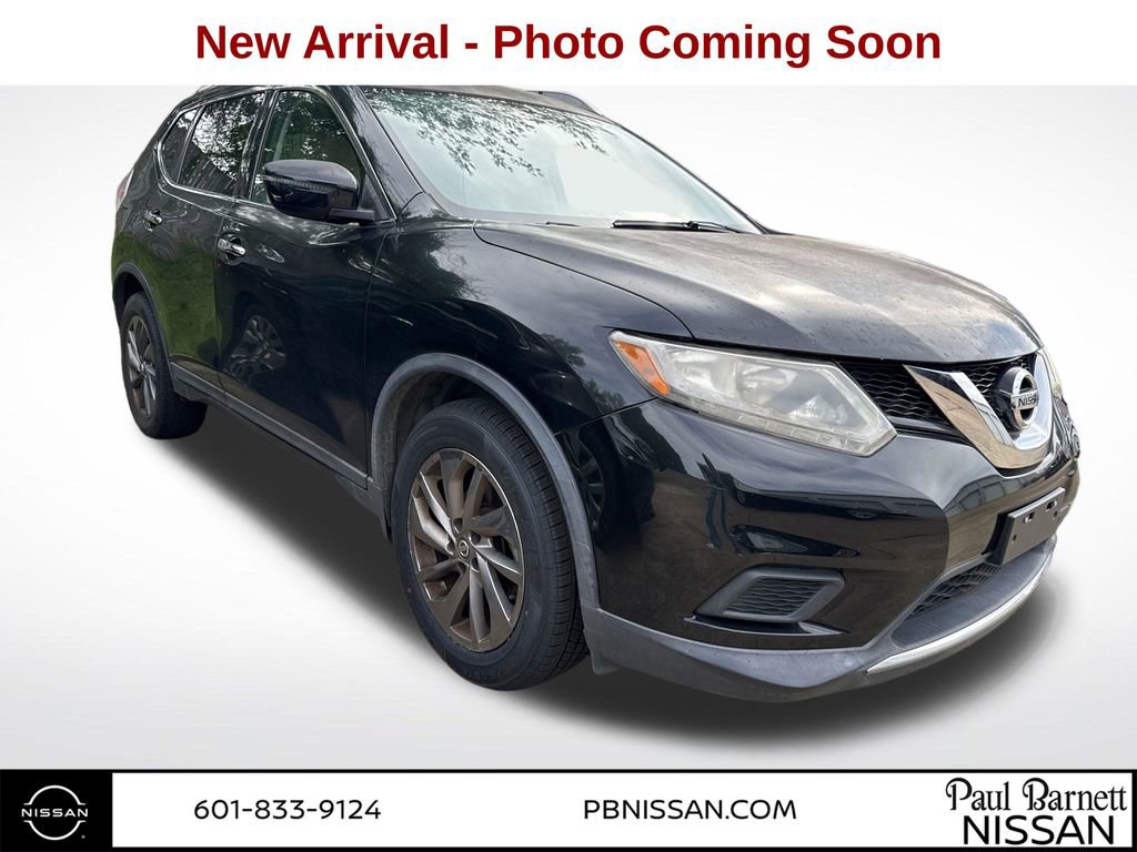 Used 2016 Nissan Rogue SV image 1