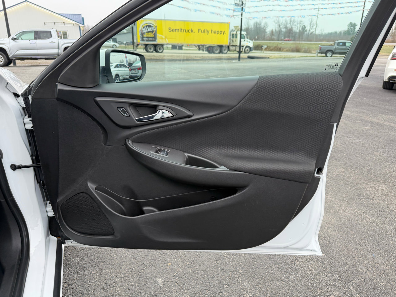 Used 2023 Chevrolet Malibu LT image 19