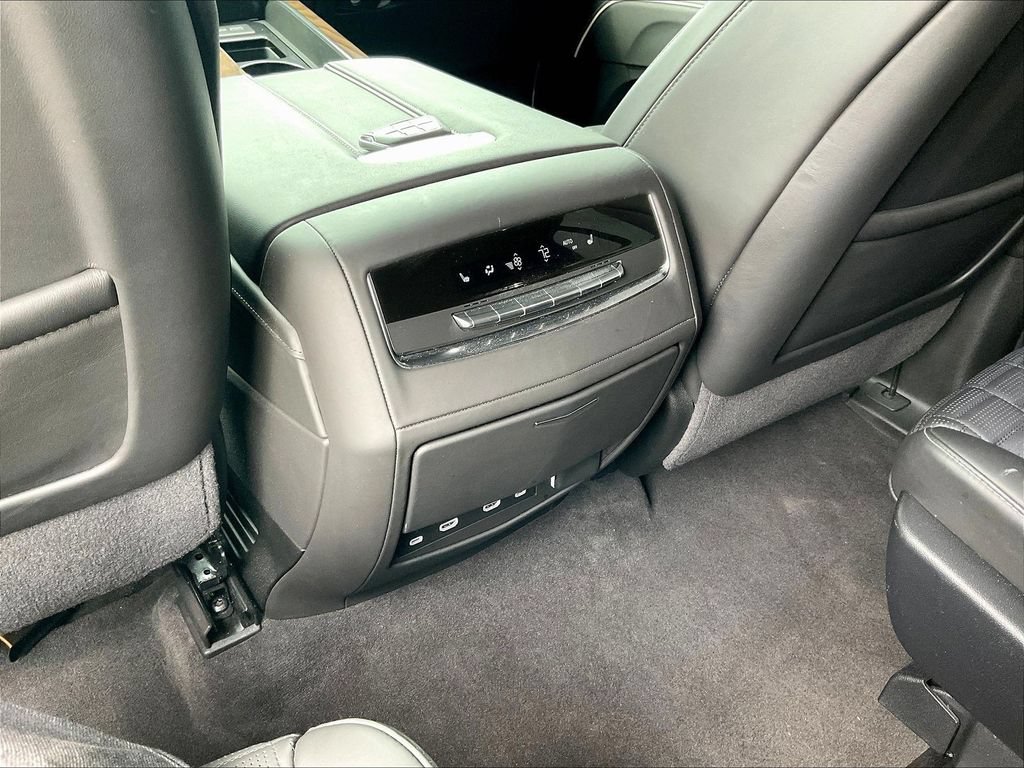 Used 2024 Cadillac Escalade Sport Platinum AWD/4WD image 10
