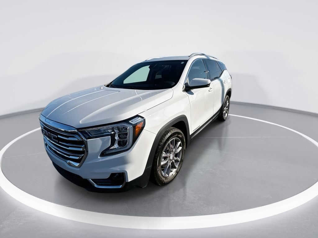 Used 2023 GMC Terrain SLT image 4