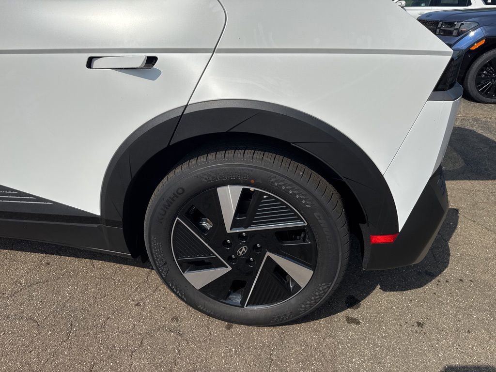 New 2025 Hyundai Ioniq 5 SEL image 12