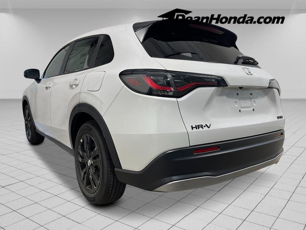 New 2026 Honda HR-V Sport image 3
