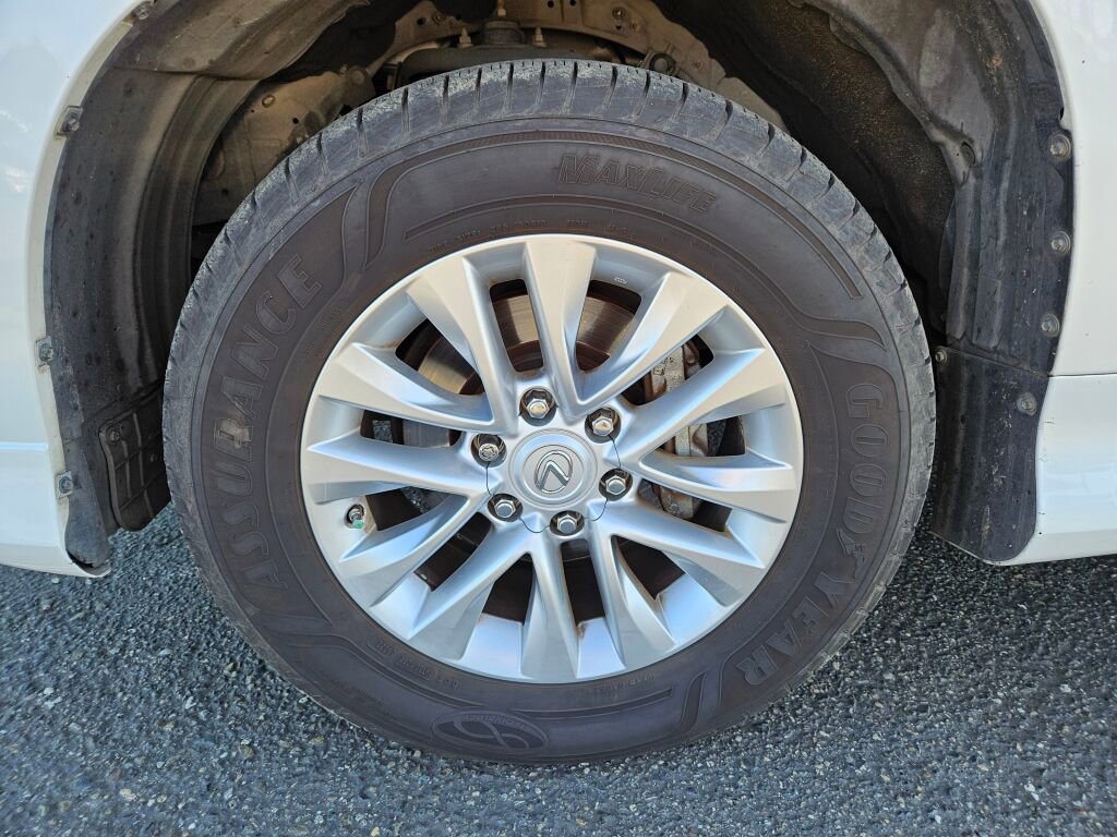 Used 2014 Lexus GX 460 w/ Premium Package image 8