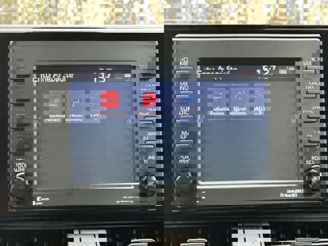 Used 2020 Toyota RAV4 XLE w/ Convenience Package image 13