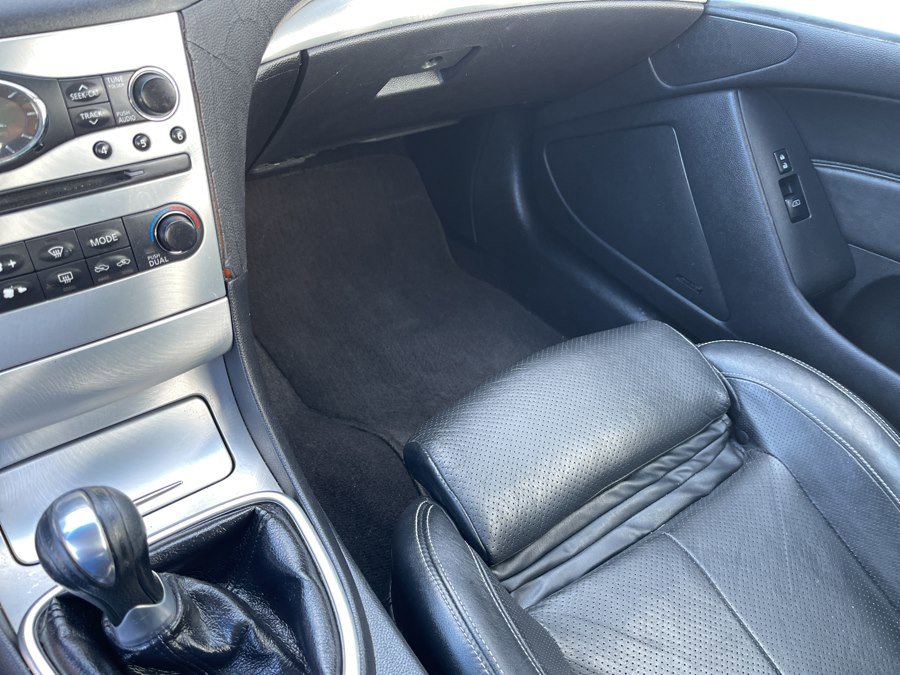 Used 2010 INFINITI G37 Sport image 38