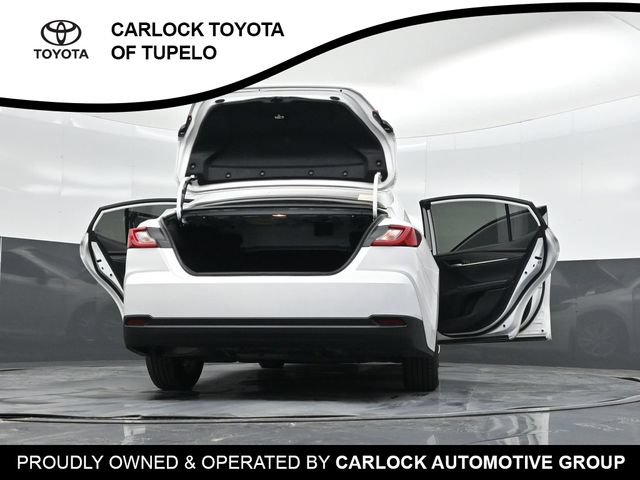 Used 2025 Toyota Camry SE FWD image 49