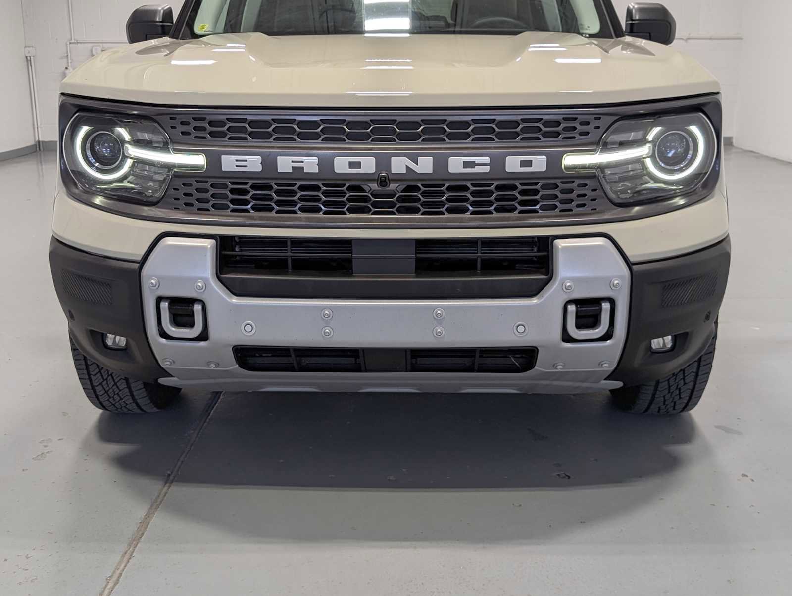 Certified 2025 Ford Bronco Sport Badlands w/ Badlands Tech Package AWD/4WD image 2