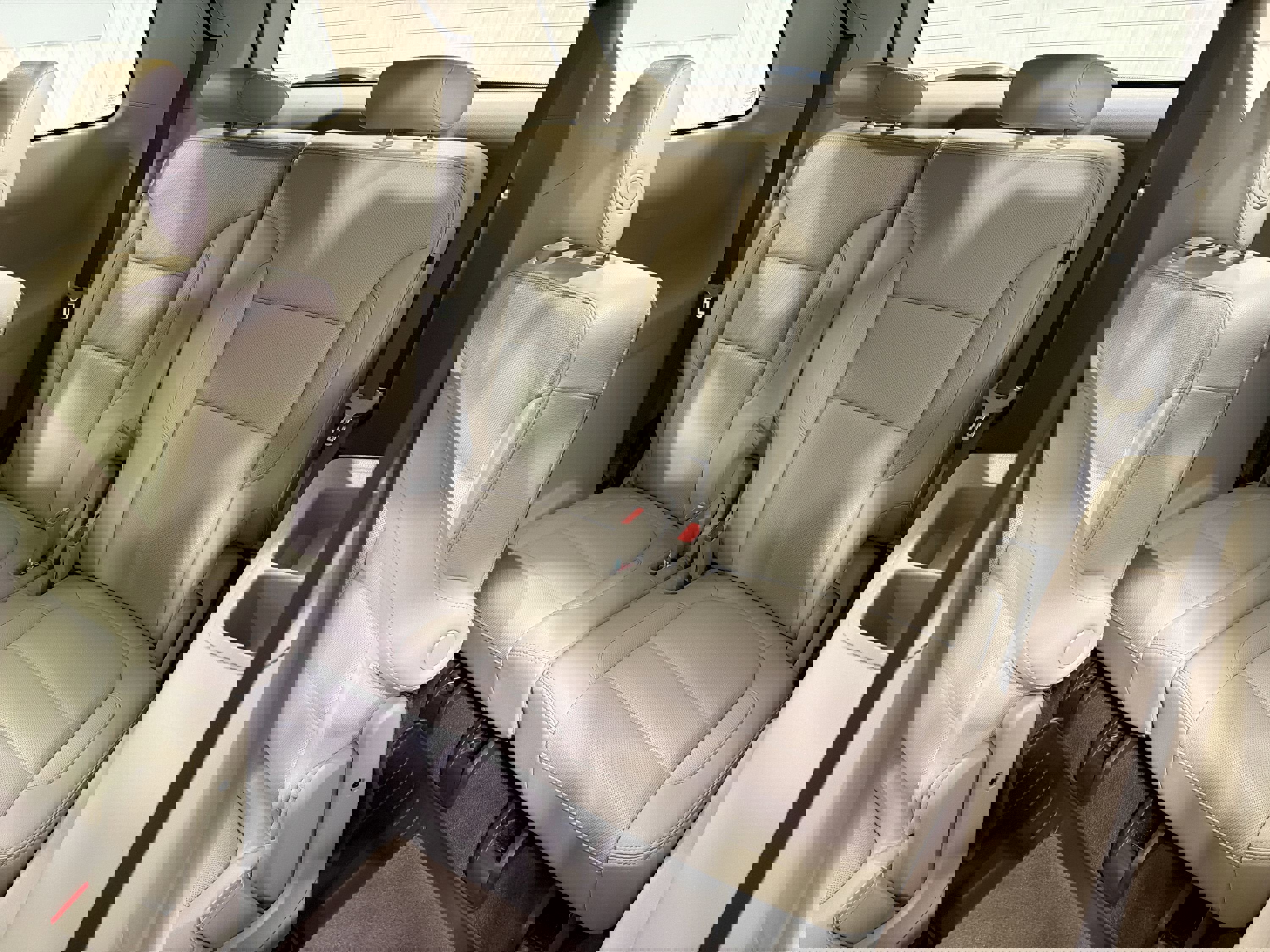 Used 2018 GMC Acadia Denali w/ Technology Package image 26