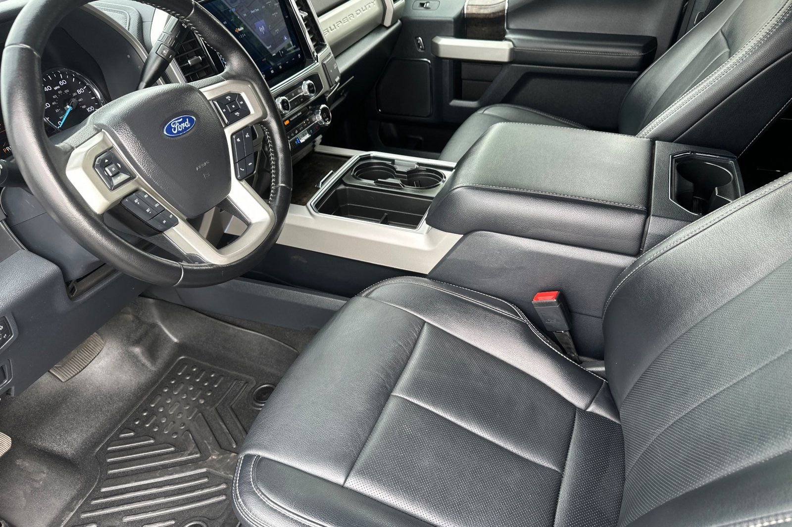 Used 2022 Ford F250 Lariat w/ Tremor Off-Road Package image 10
