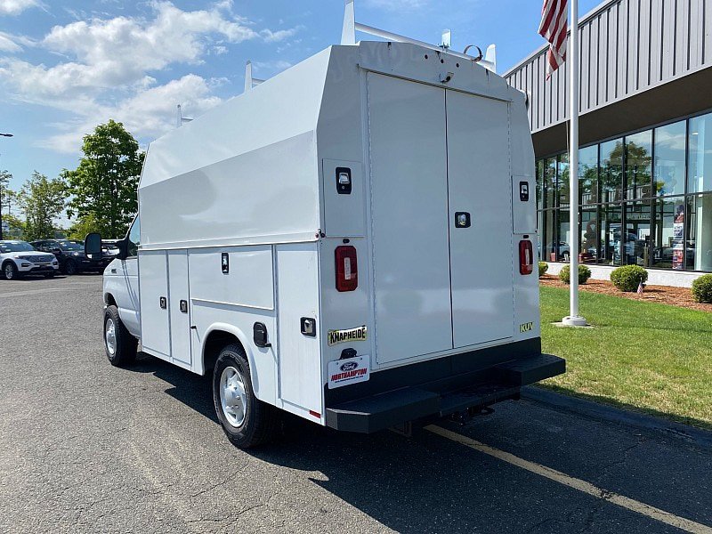 New 2026 Ford E-350 and Econoline 350 Super Duty w/ Power Equipment Group RWD image 6