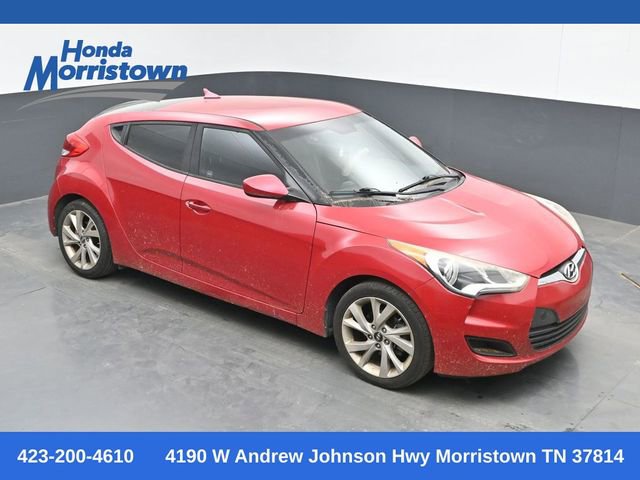 Used 2016 Hyundai Veloster FWD image 1