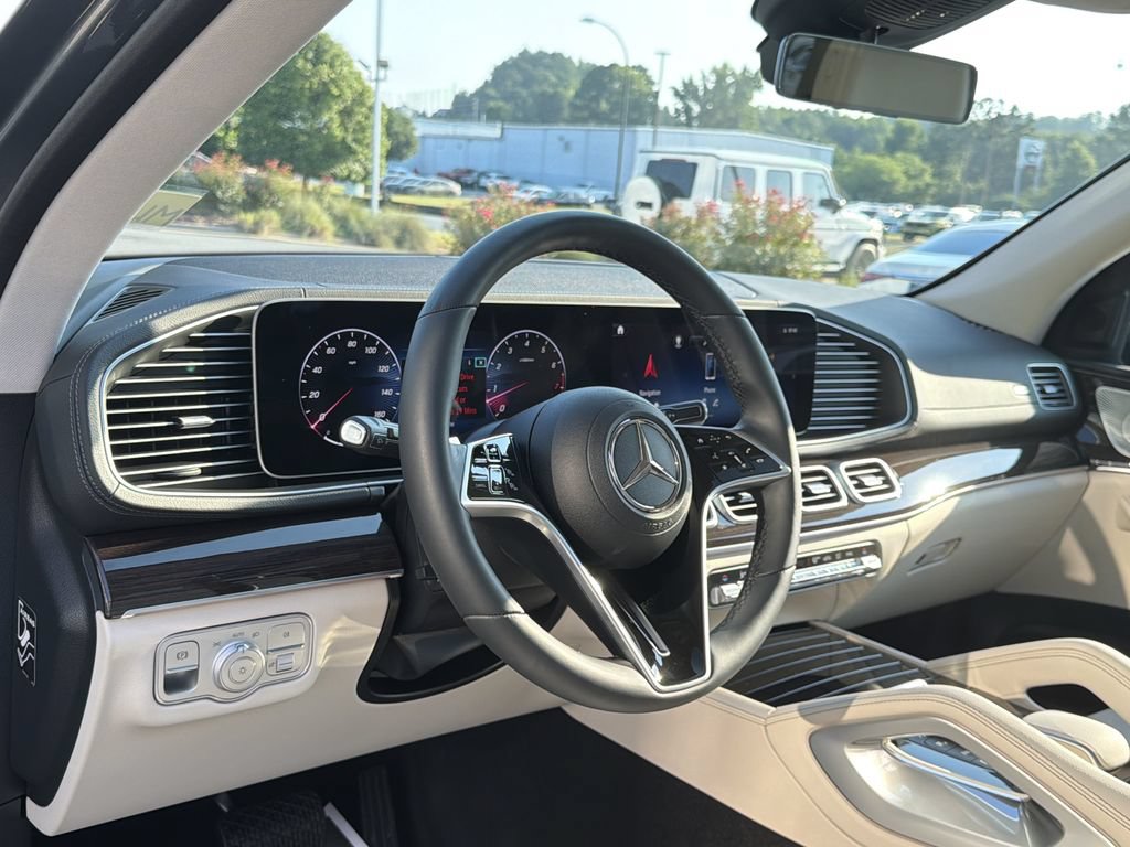 Used 2026 Mercedes-Benz GLE 350 4MATIC image 10