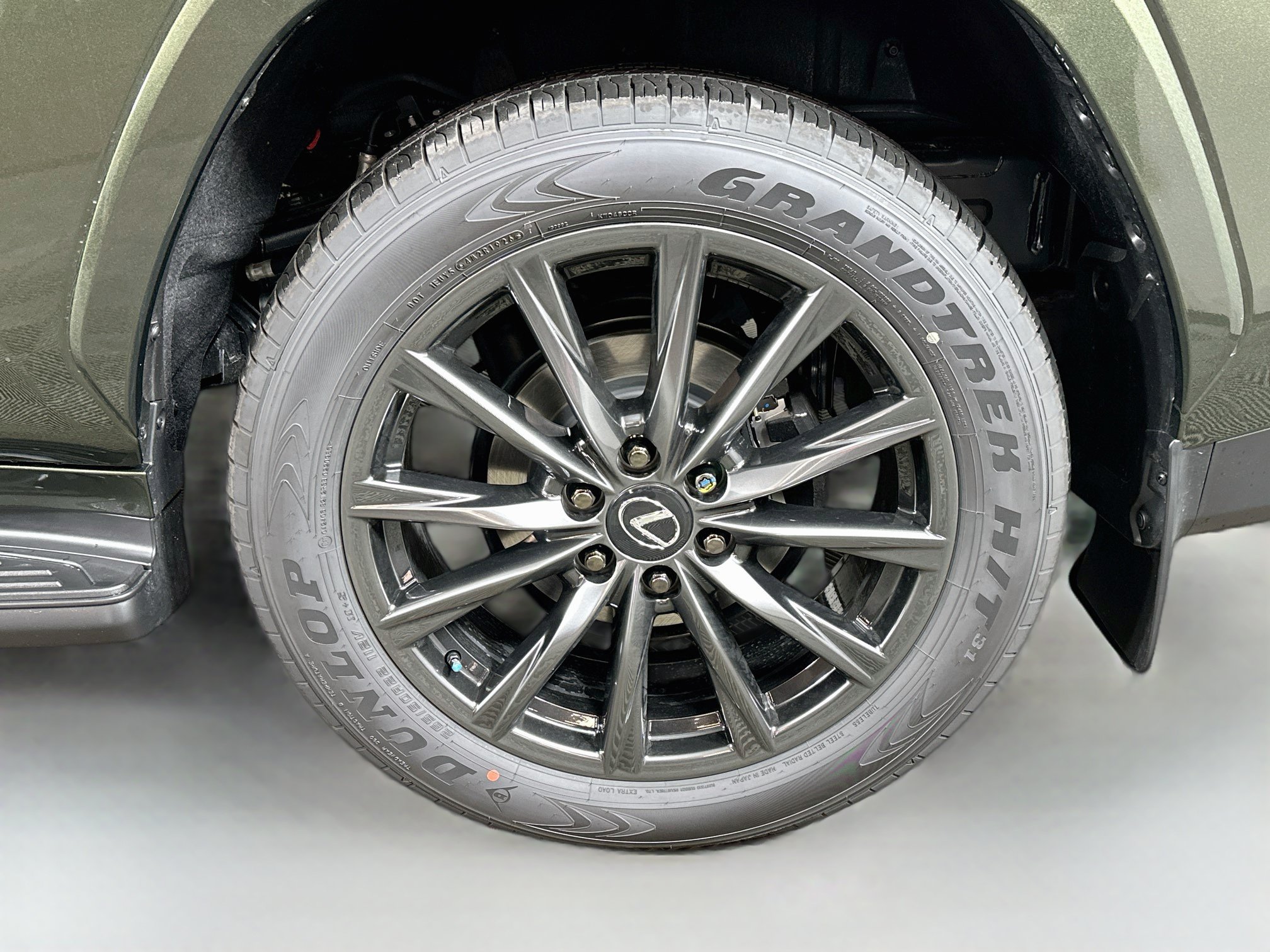 New 2026 Lexus LX 700h F Sport AWD/4WD image 32