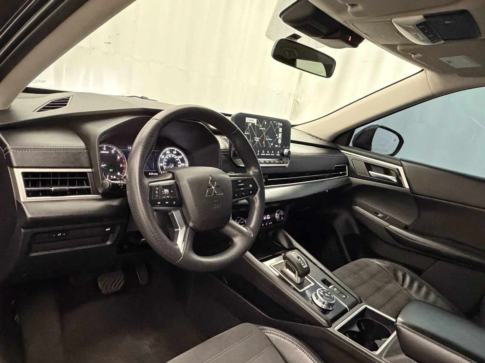 Used 2022 Mitsubishi Outlander SE FWD image 9