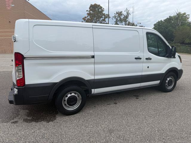 Used 2016 Ford Transit 150 130 Low Roof RWD image 37
