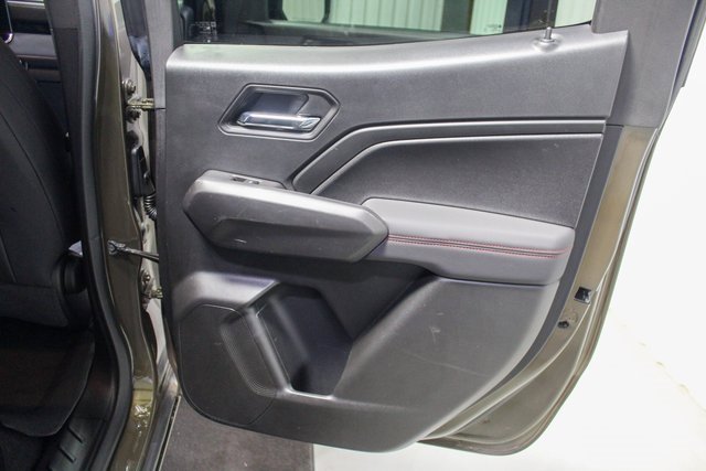 Used 2024 Chevrolet Colorado Z71 w/ LPO, Dark Essentials Package image 18