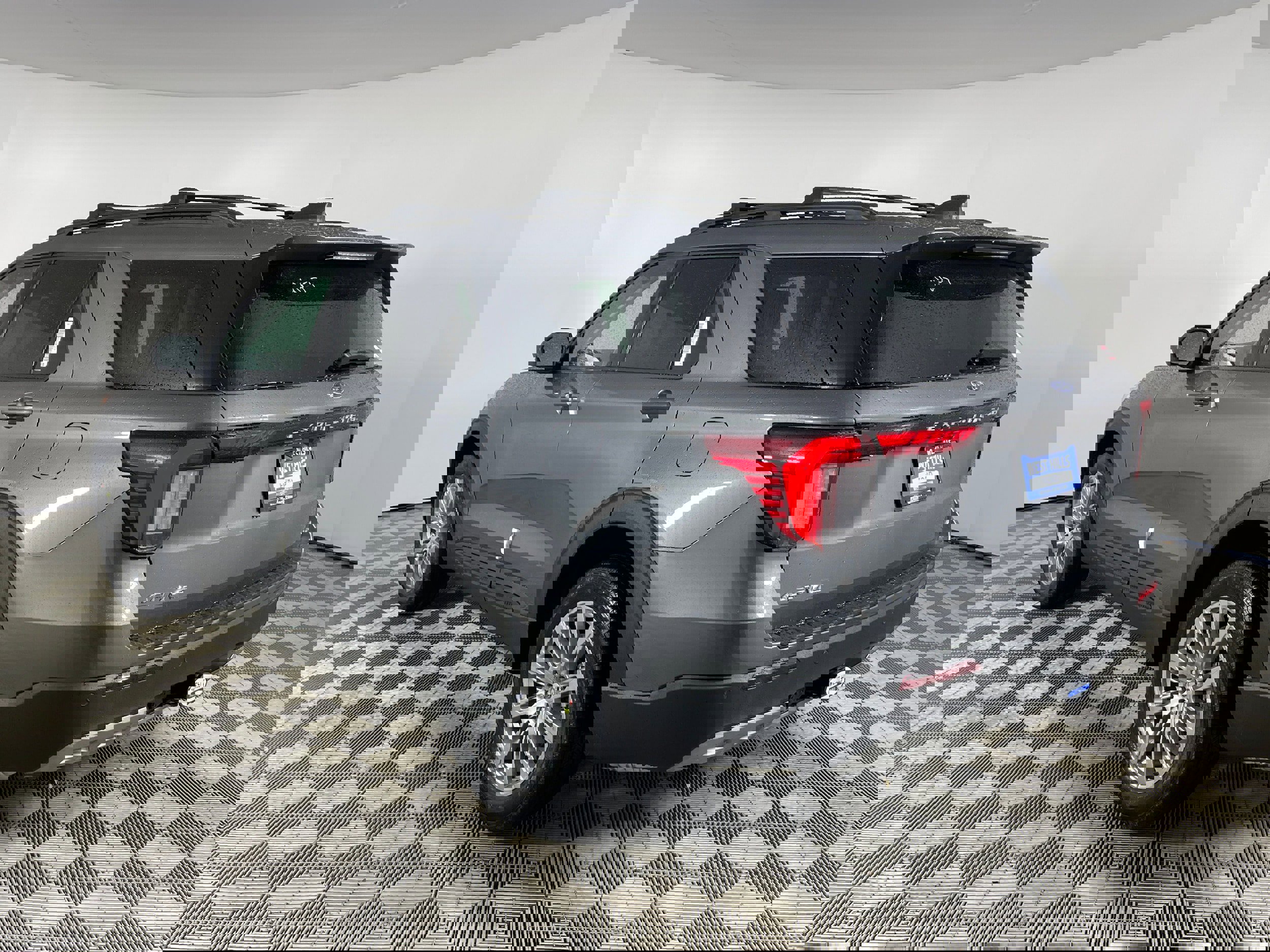 New 2026 Ford Explorer Active w/ Active Comfort Package image 5