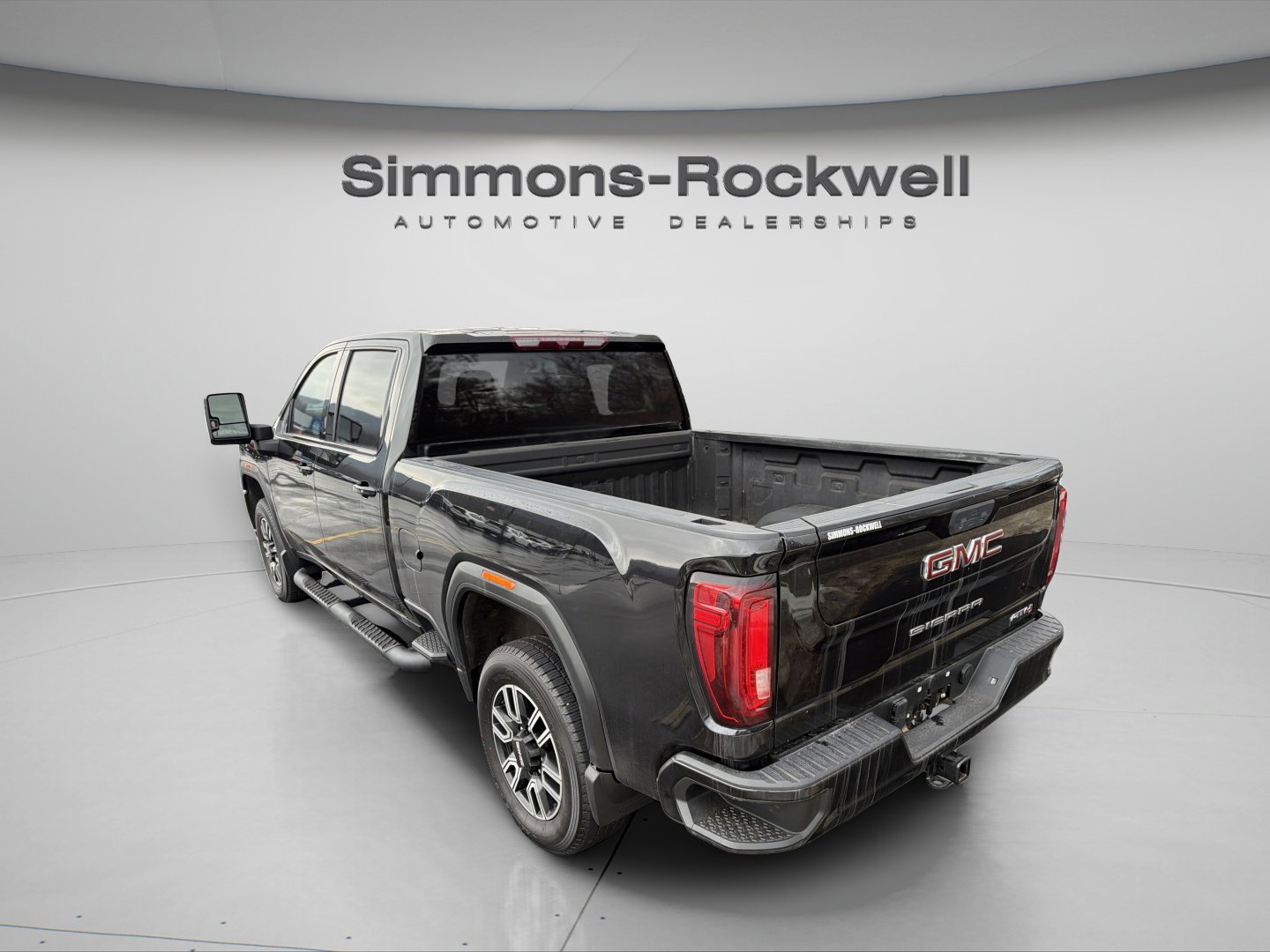 Used 2022 GMC Sierra 2500 AT4 w/ Gooseneck/5TH Wheel Package image 5