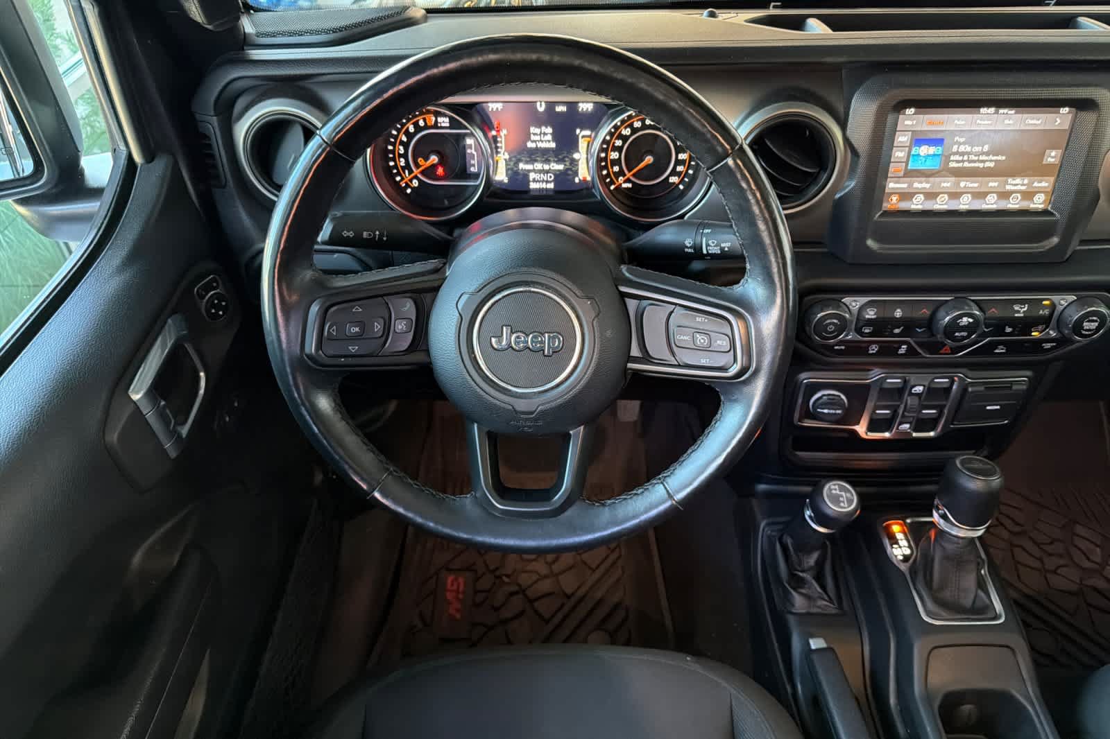 Used 2021 Jeep Gladiator Sport AWD/4WD image 16