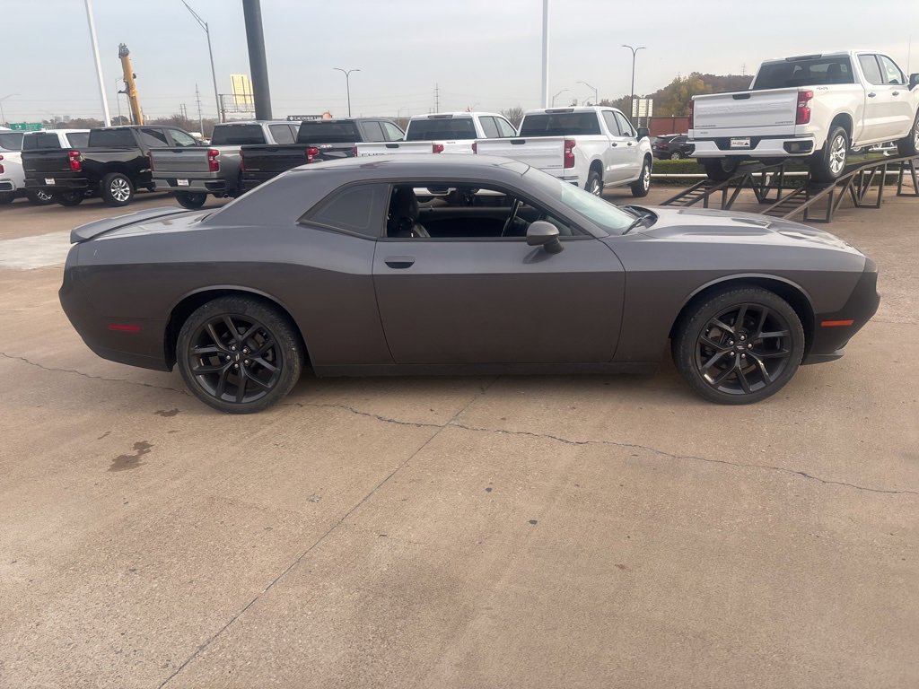 Used 2022 Dodge Challenger SXT w/ Blacktop Package image 4