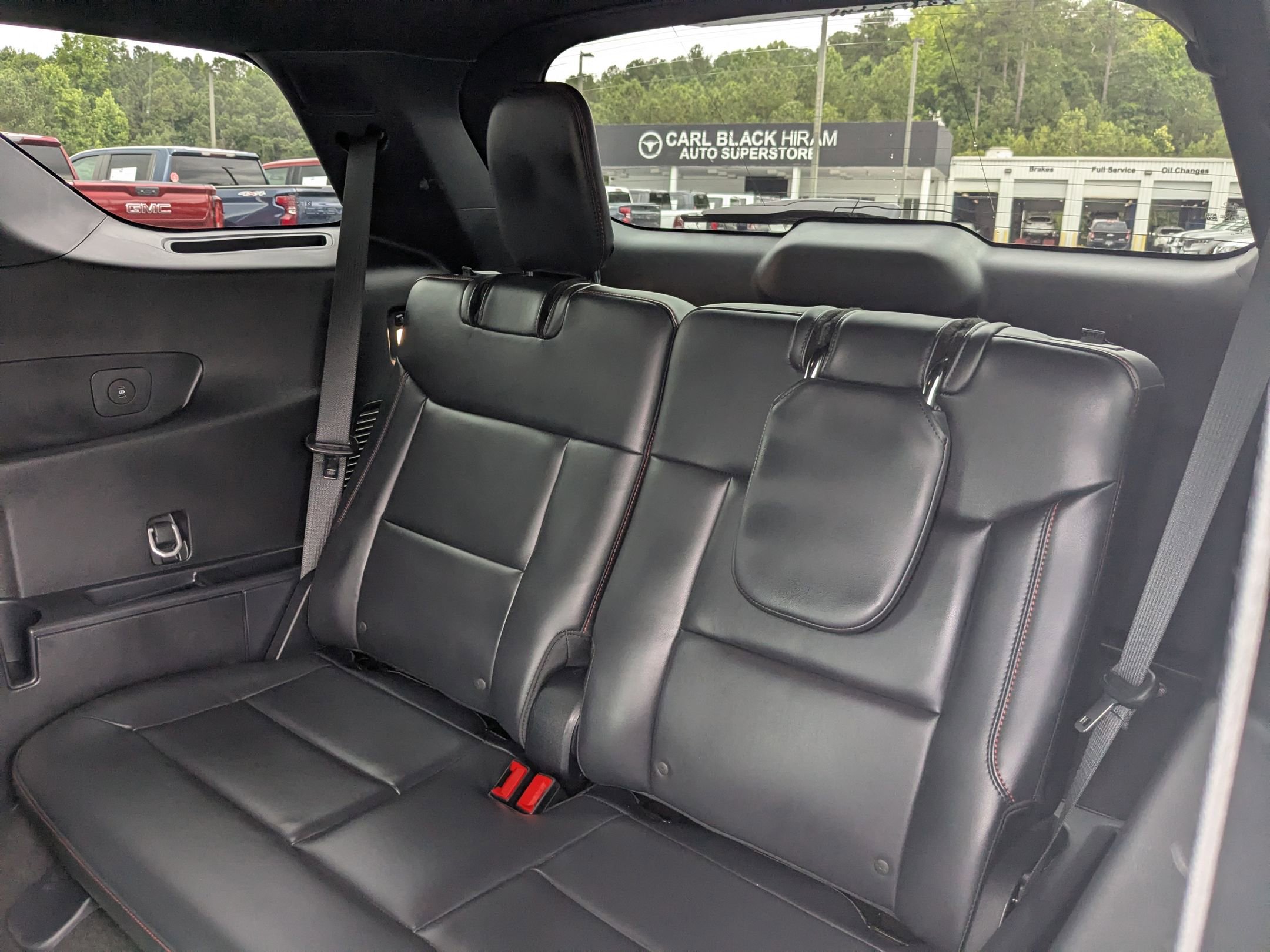Used 2025 Ford Explorer ST image 25
