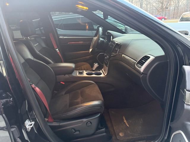 Used 2021 Jeep Grand Cherokee Trackhawk image 12