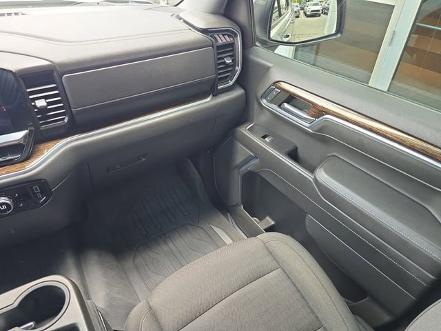 Certified 2022 GMC Sierra 1500 Elevation w/ LPO, Elevation Black Package RWD image 14