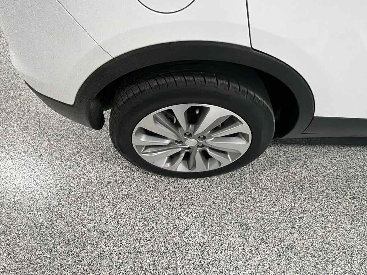 Used 2020 Buick Encore Preferred image 32