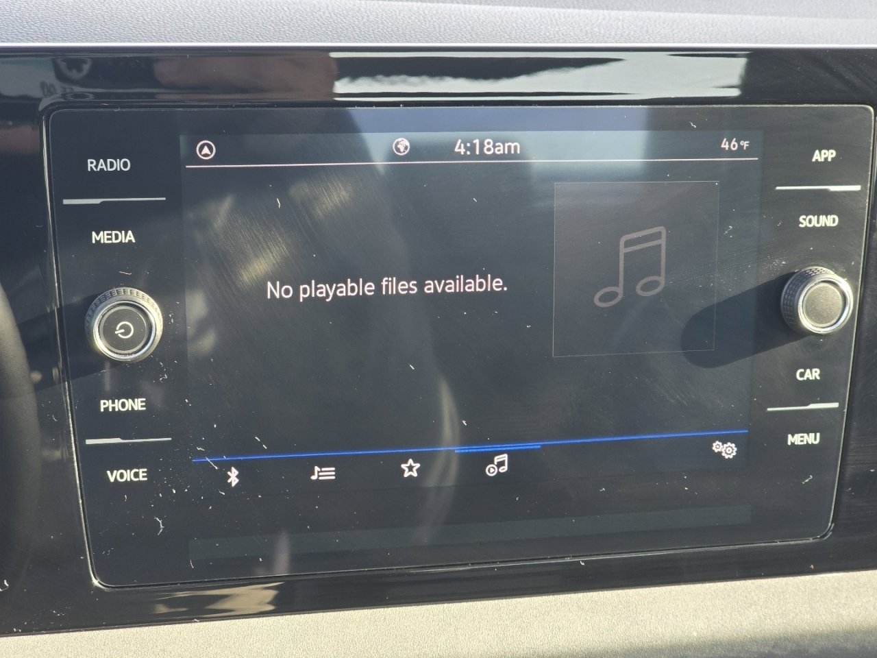 Used 2025 Volkswagen Jetta SE image 28