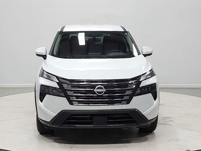 Used 2025 Nissan Rogue SV FWD image 2