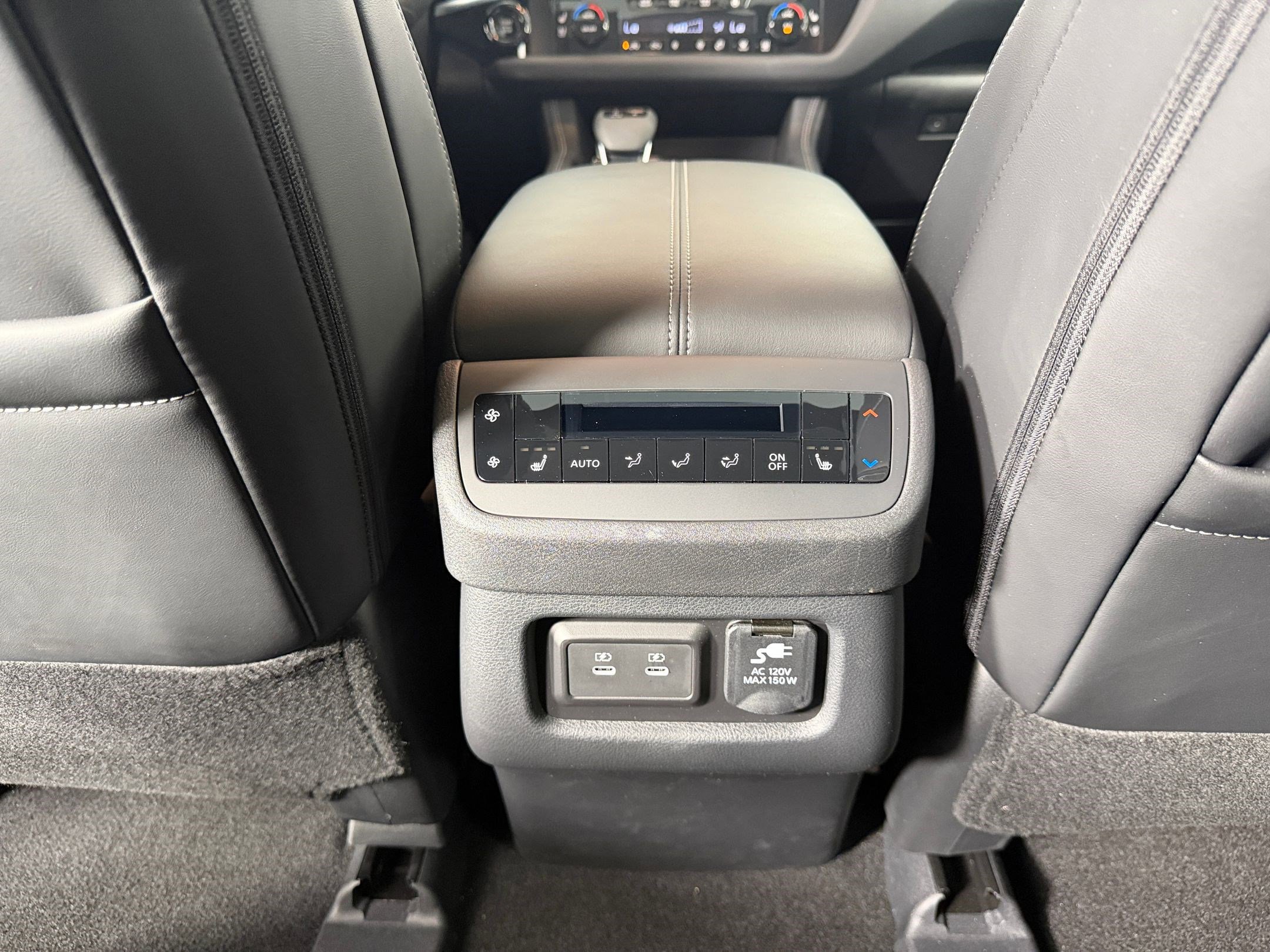 Used 2026 Nissan Pathfinder Platinum w/ Cargo Package AWD/4WD image 29
