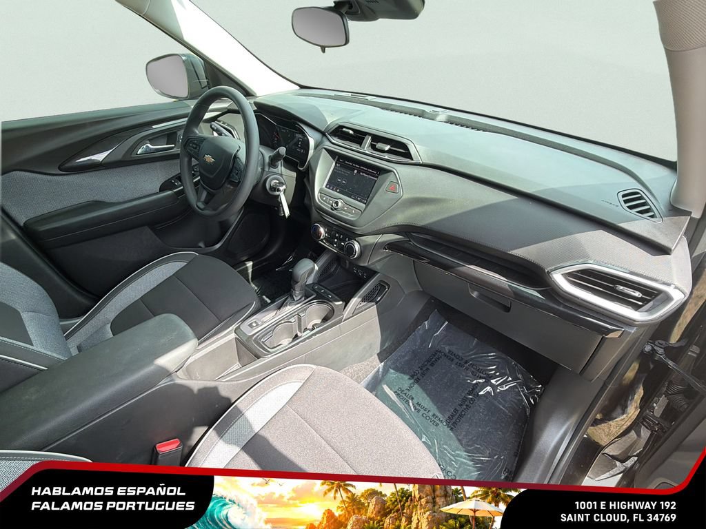 Used 2023 Chevrolet TrailBlazer LS FWD image 31