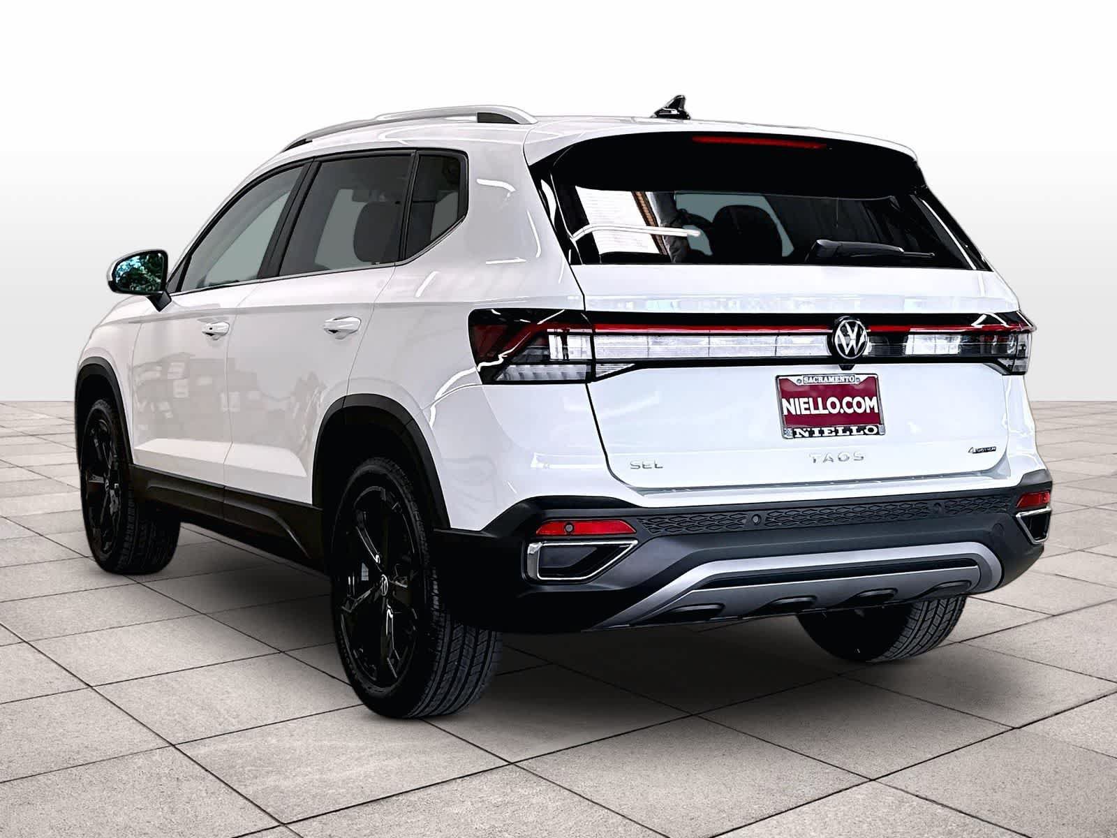New 2026 Volkswagen Taos SEL AWD/4WD image 3