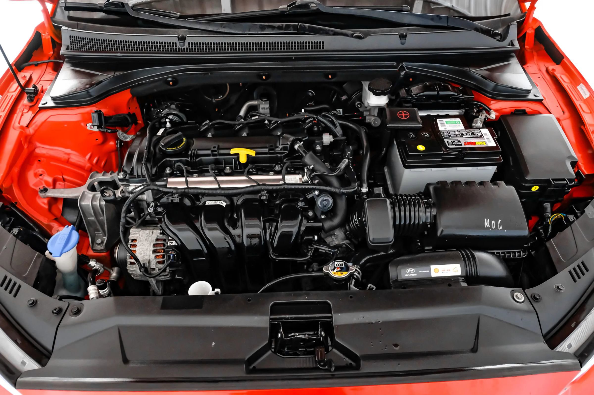 Used 2020 Hyundai Veloster 2.0 FWD image 35