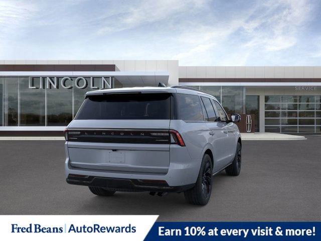 New 2025 Lincoln Navigator Reserve w/ Jet Appearance Package image 8