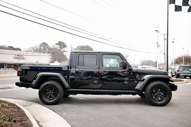 Used 2021 Jeep Gladiator Willys image 12