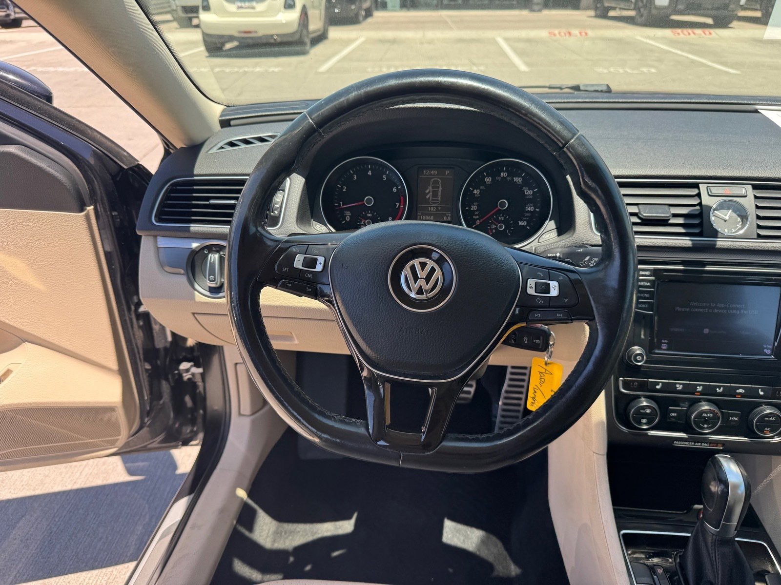 Used 2017 Volkswagen Passat 1.8T R-Line w/ R-Line Lighting Package FWD image 16