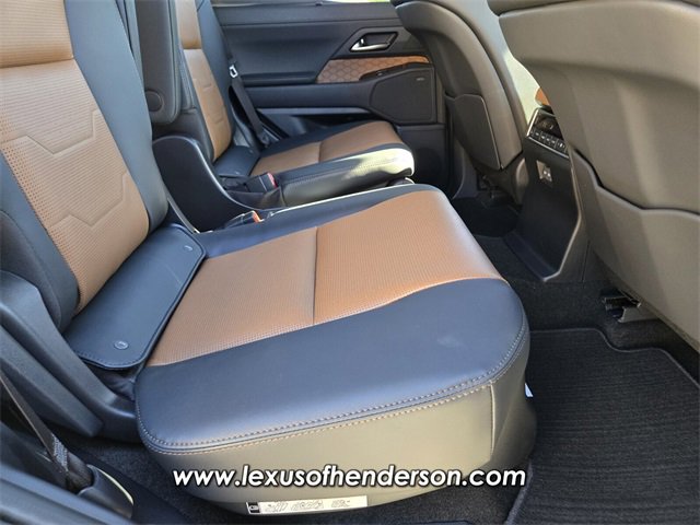 Used 2025 Lexus GX 550 image 15