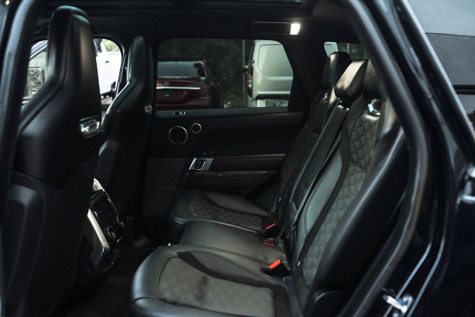 Used 2021 Land Rover Range Rover Sport SVR Carbon Edition AWD/4WD image 46