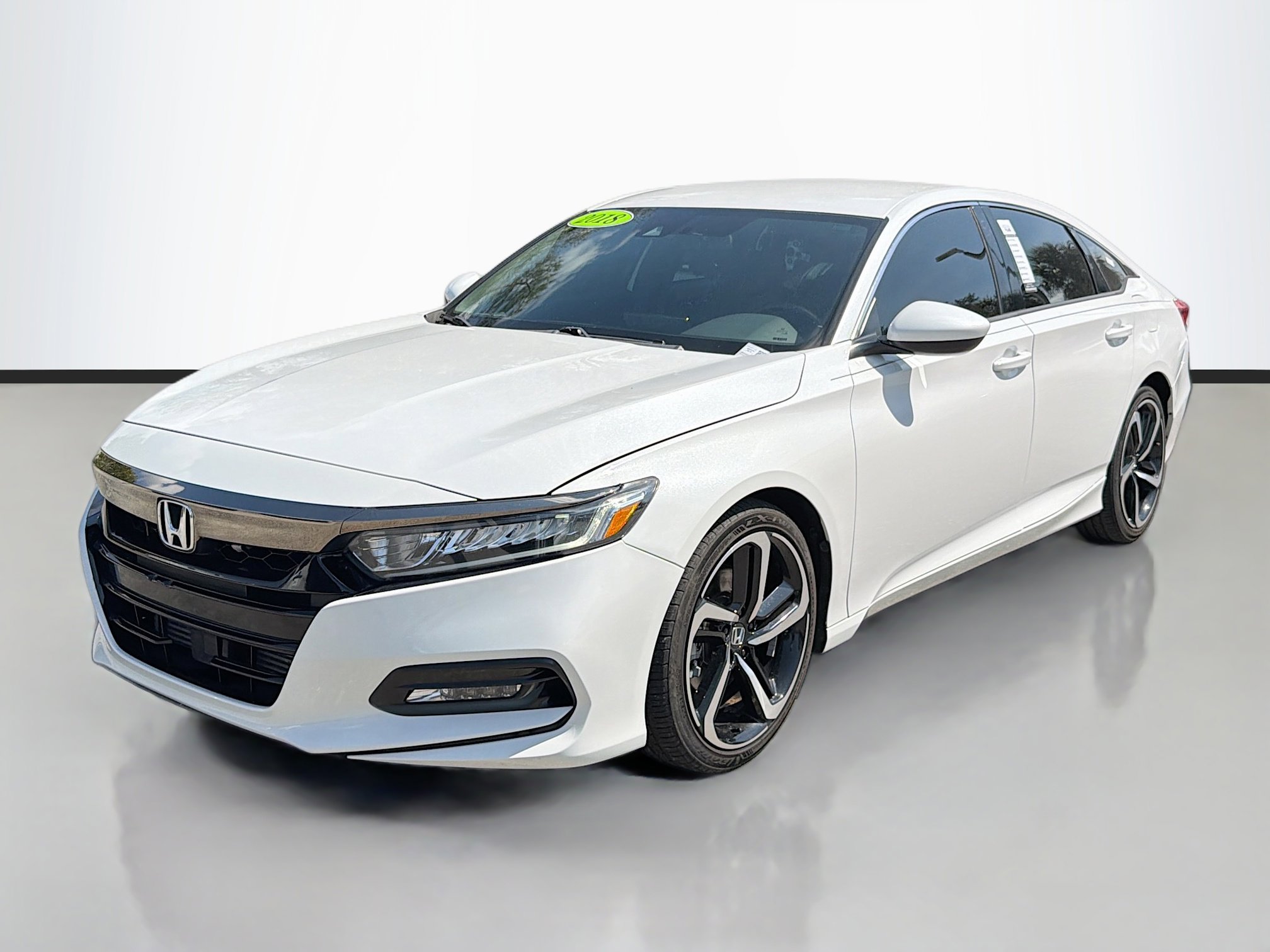 Used 2018 Honda Accord Sport image 7
