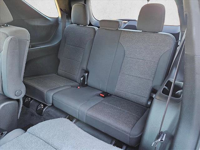 Used 2024 Chevrolet Traverse LT image 19