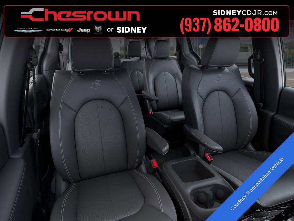 New 2026 Chrysler Pacifica Select w/ S Appearance Package image 16
